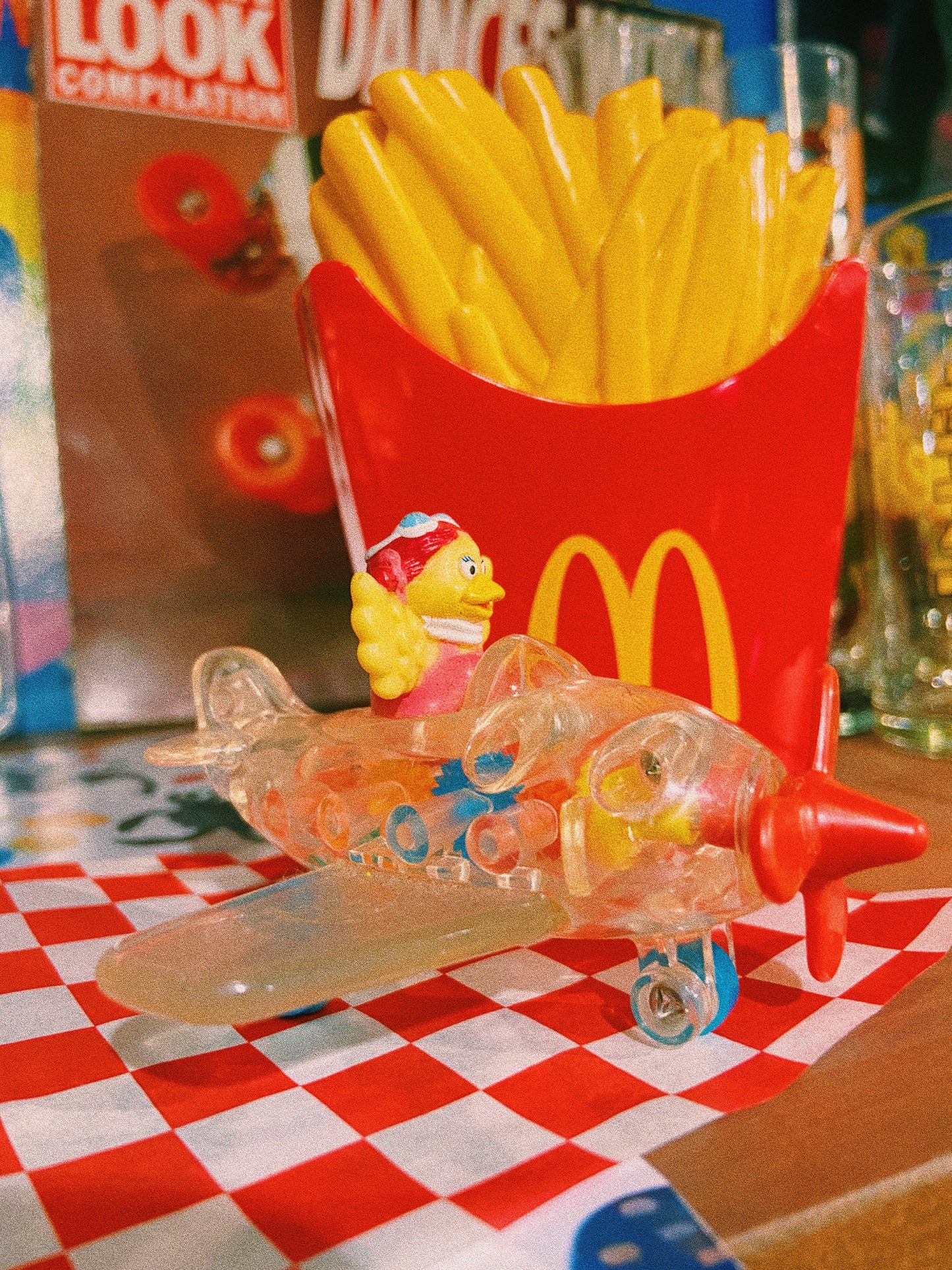 90s 開心樂園餐玩具 小飛飛 透明彩色飛機