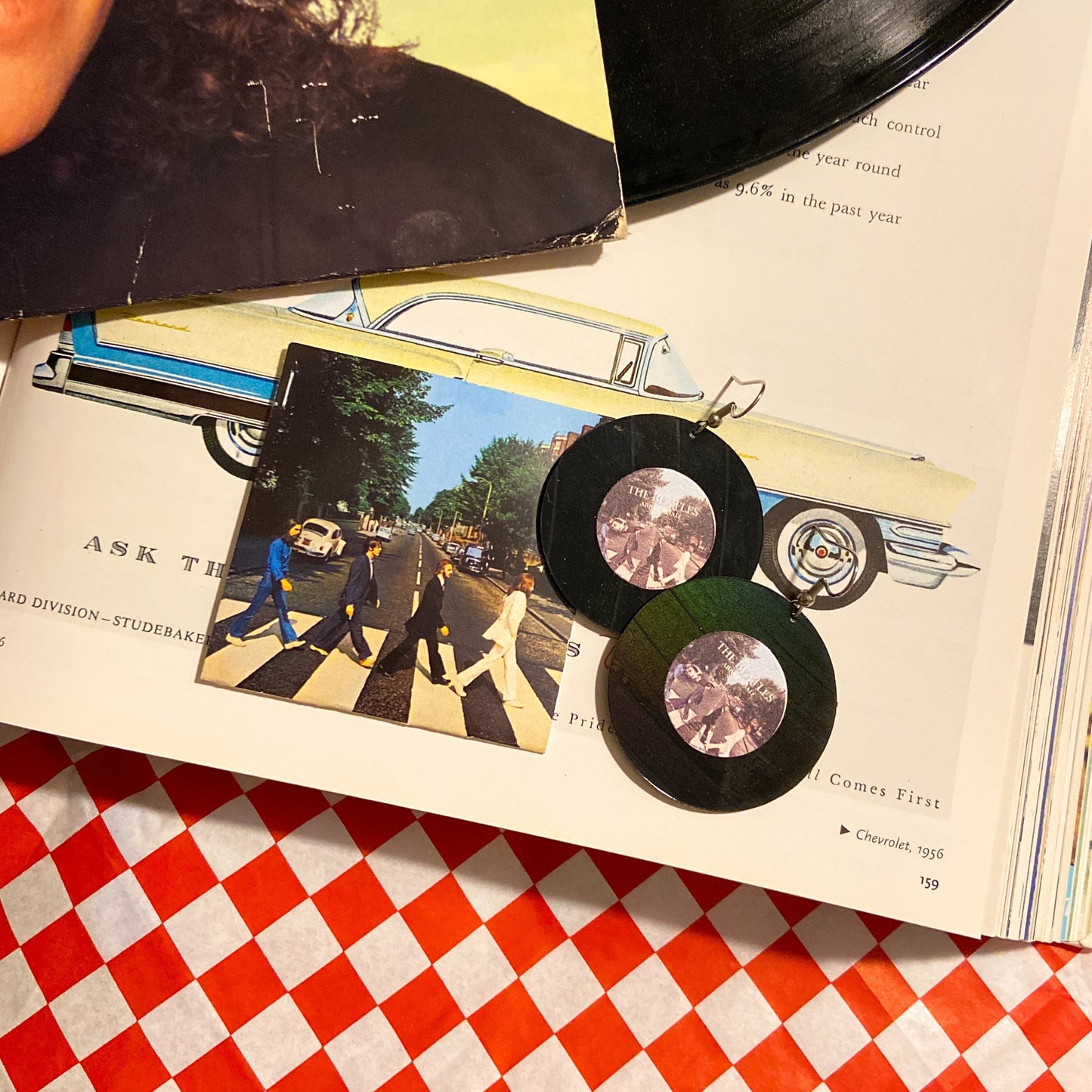 Beatles重製黑膠耳環鎖匙扣