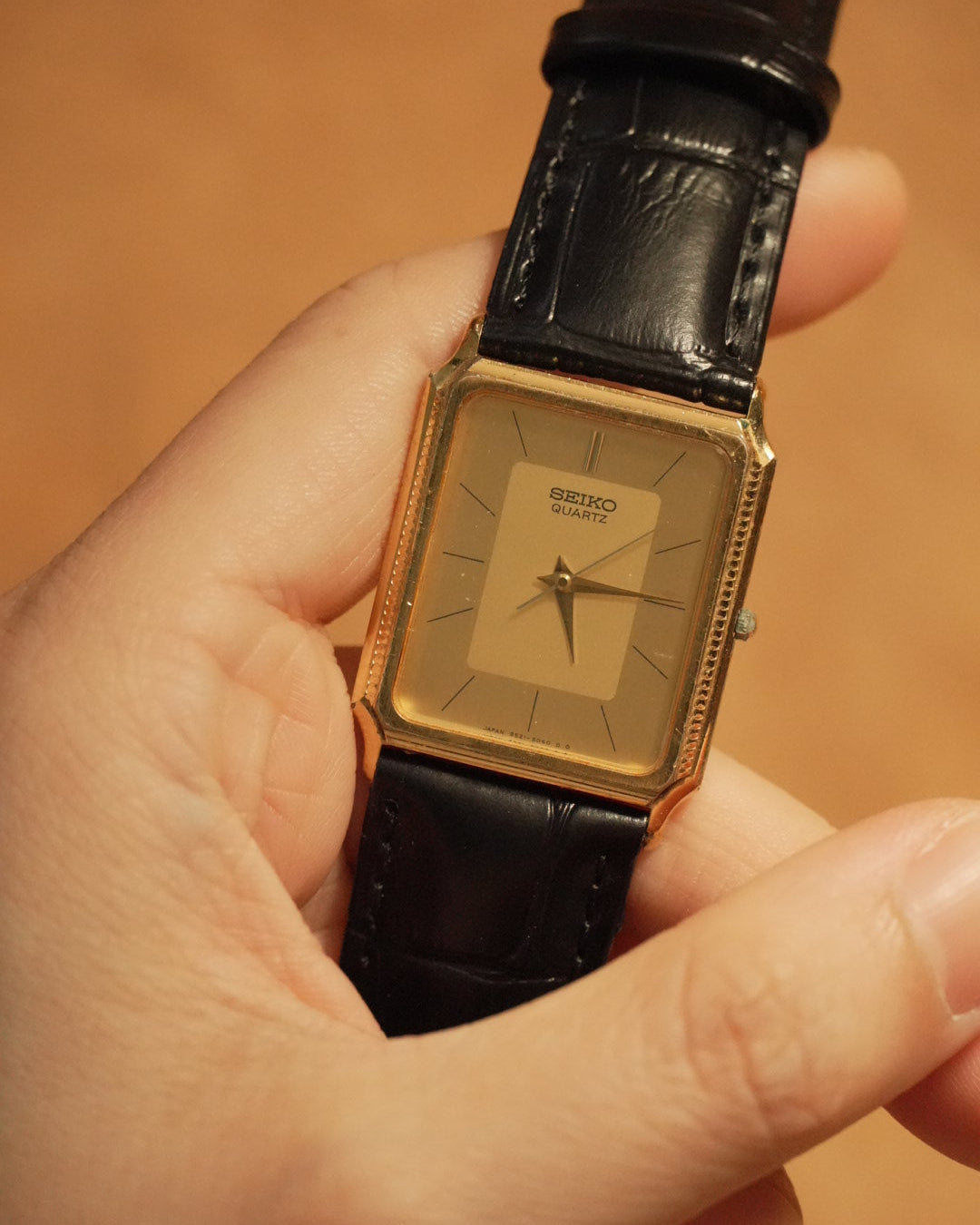1986 Seiko Chariot gold tone tank 9521-5040