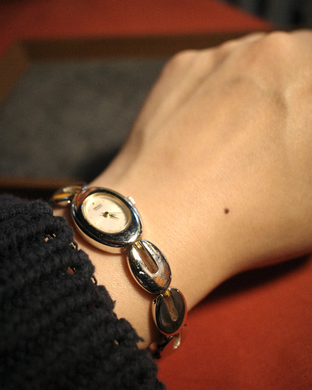Seiko 1990s Oval Round shaped watch