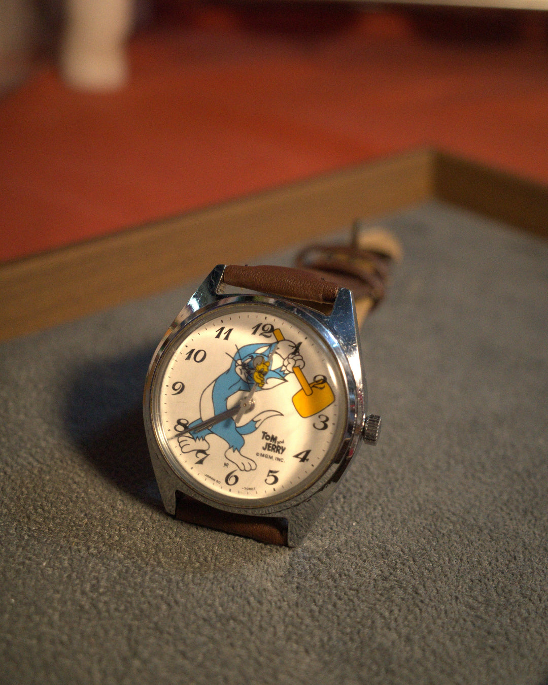 ( Rare )Tom & Jerry Manual Watch