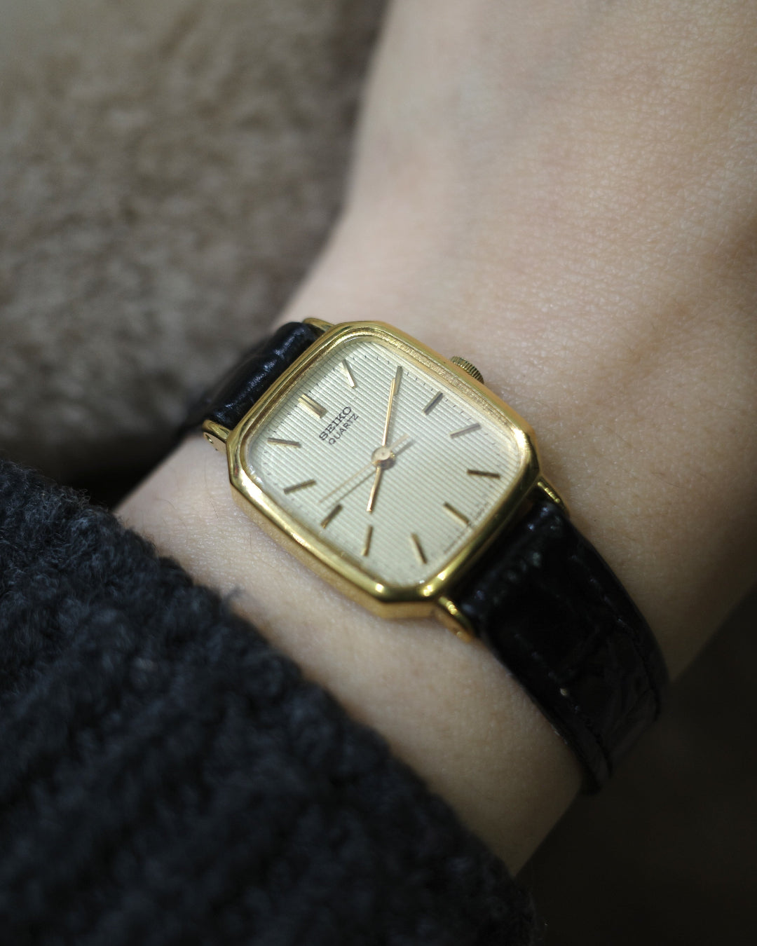 Vintage Seiko tank classic watch ladies