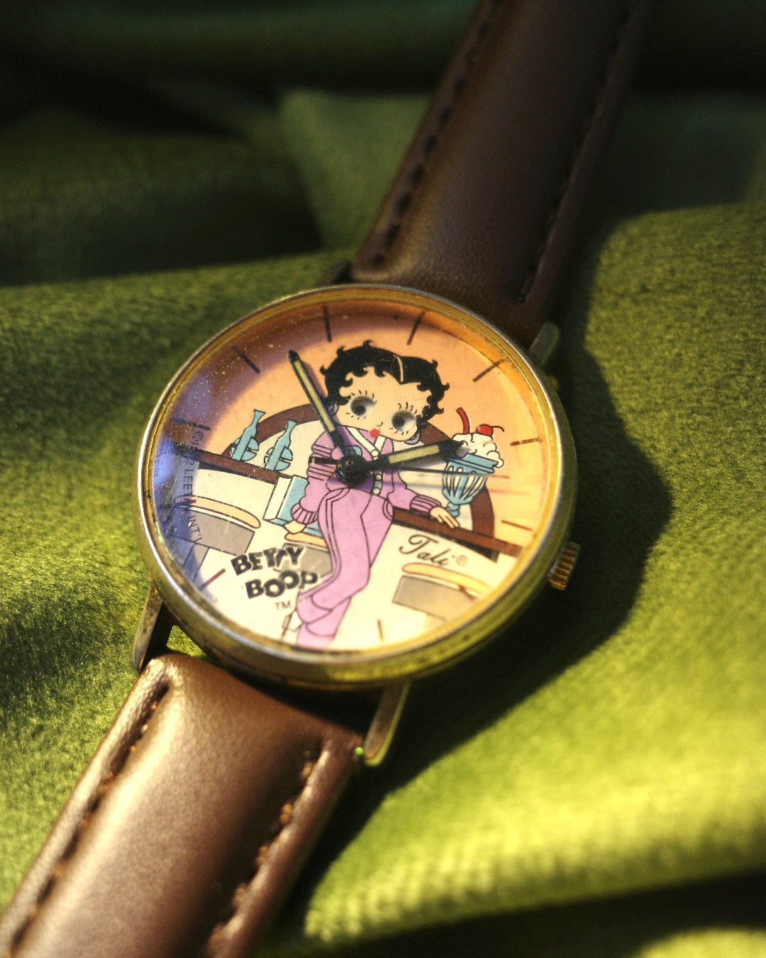 Betty Boop Diner Rolling Eyes Watch Rare