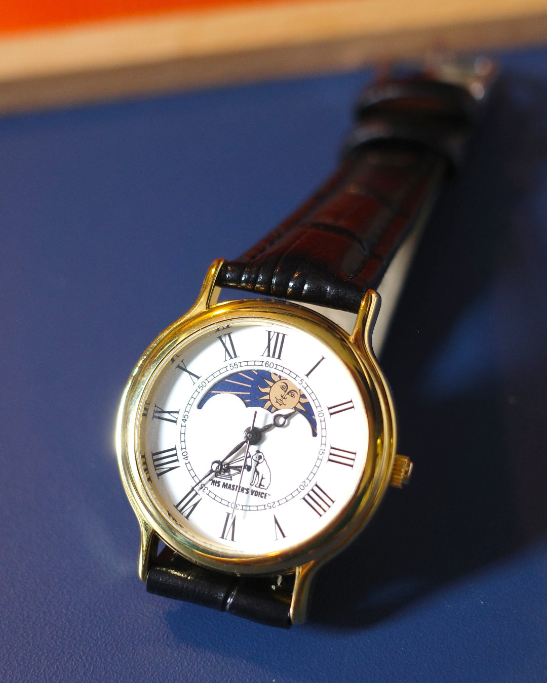 【Rare】Vintage 80's HMV Nipper Dog sun moon phase watch