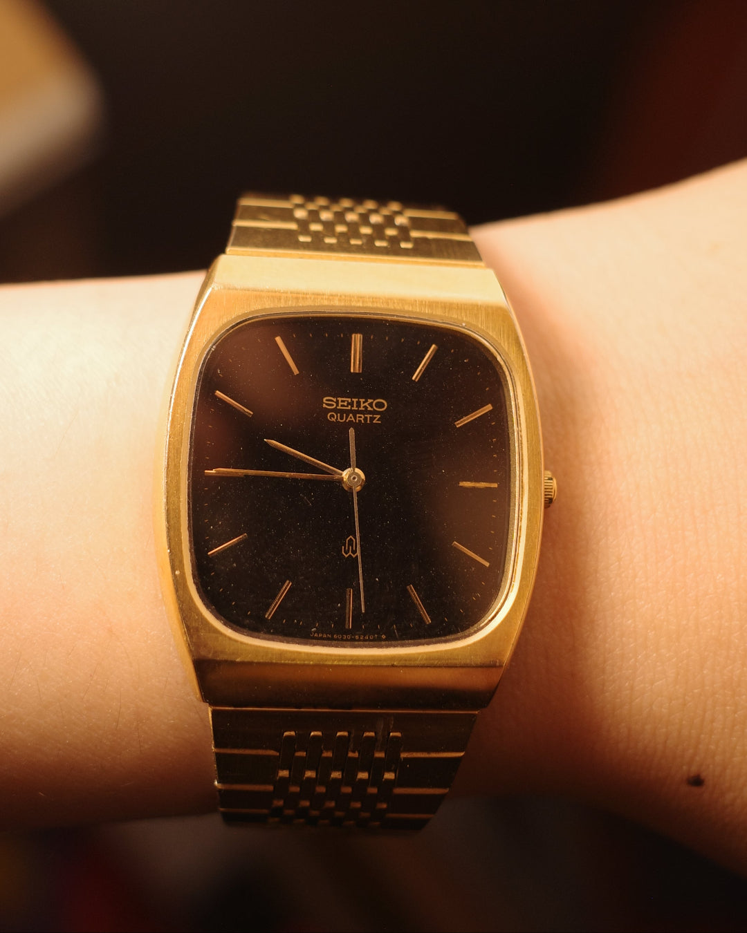 1980 Seiko gold tone TV dial Black Face quartz watch 6030-5220