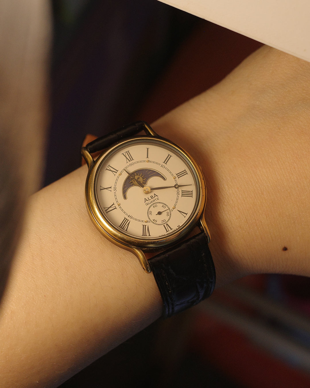 1980 Seiko alba sunmonnphase small second quartz watch v806-0050