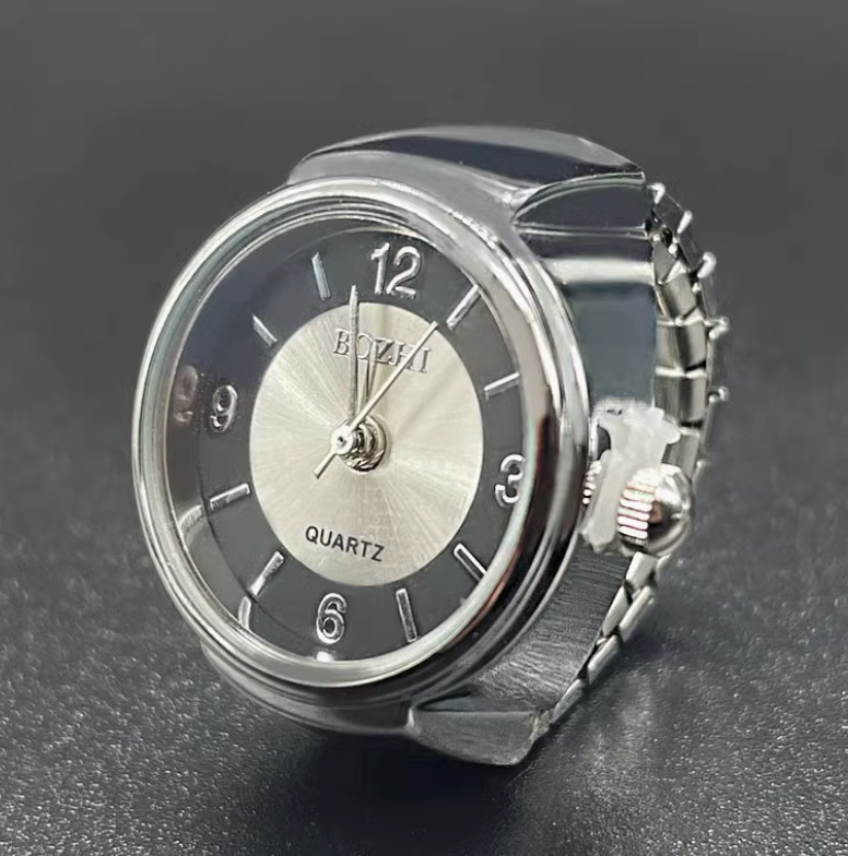 Retro Ring watch- Sliver circle with colour