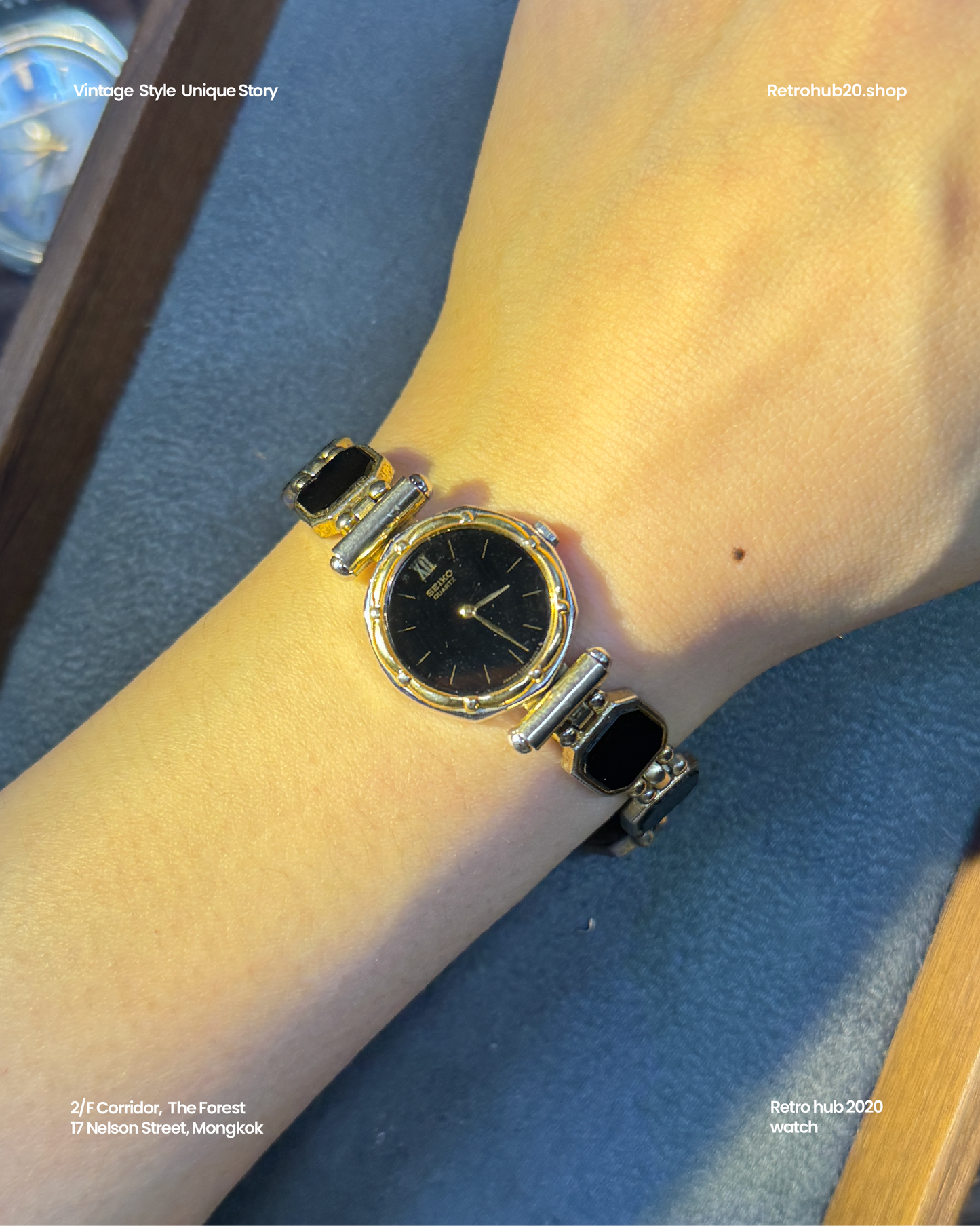 1981 Seiko Flora shape black face quartz watch