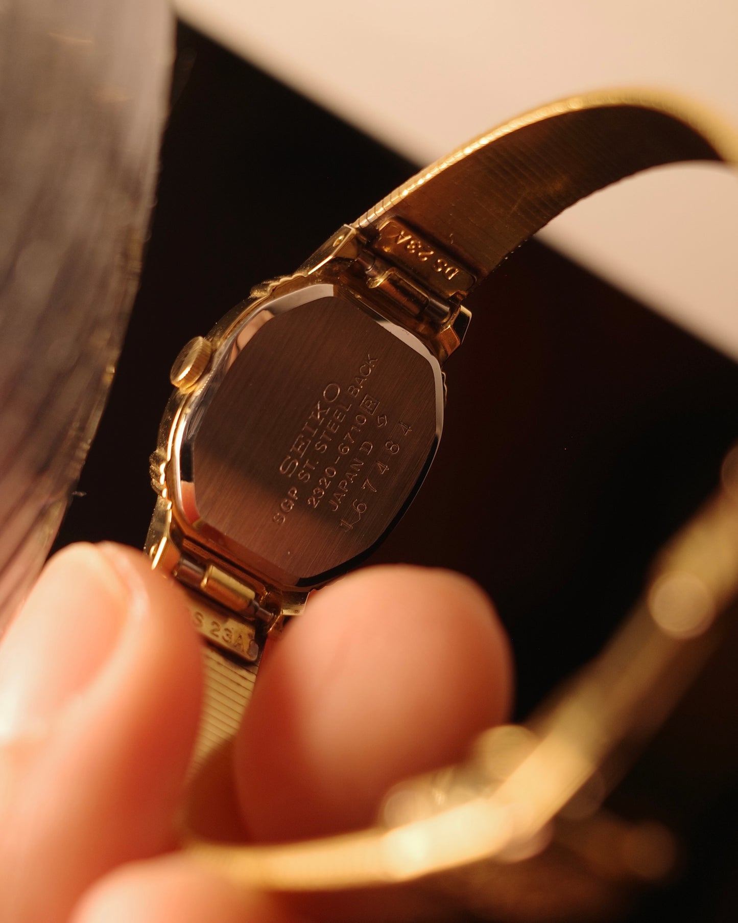 SGP 1981 Seiko little gold square quartz watch 2320-6710
