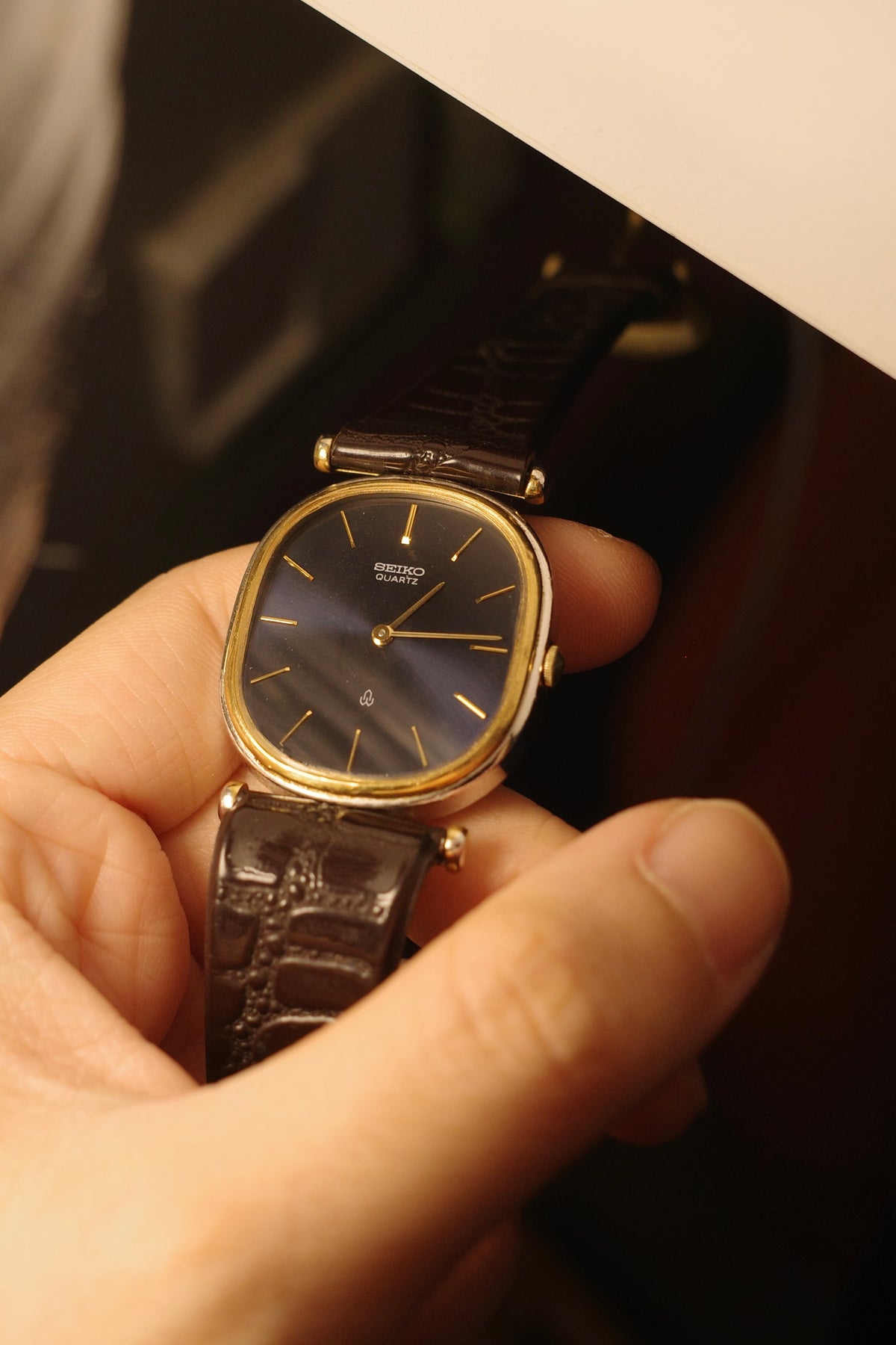 1989 Seiko PP ellipse like blue dial quartz watch 2620-5470