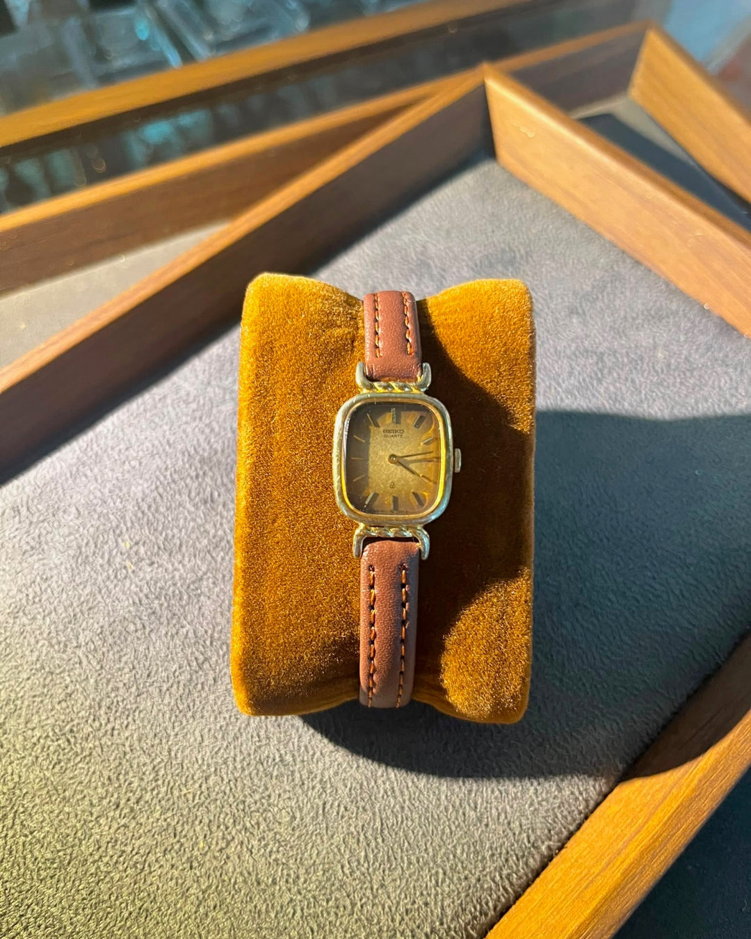 1989 Seiko small tank tropical face quartz watch