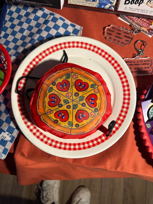 yuen_pizza bag