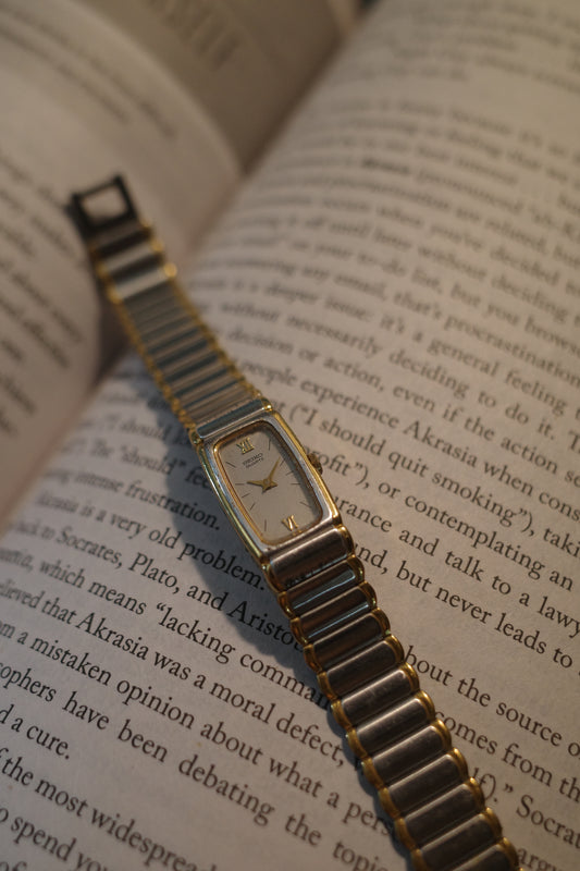 Vintage Seiko super small Dial Quartz Watch,