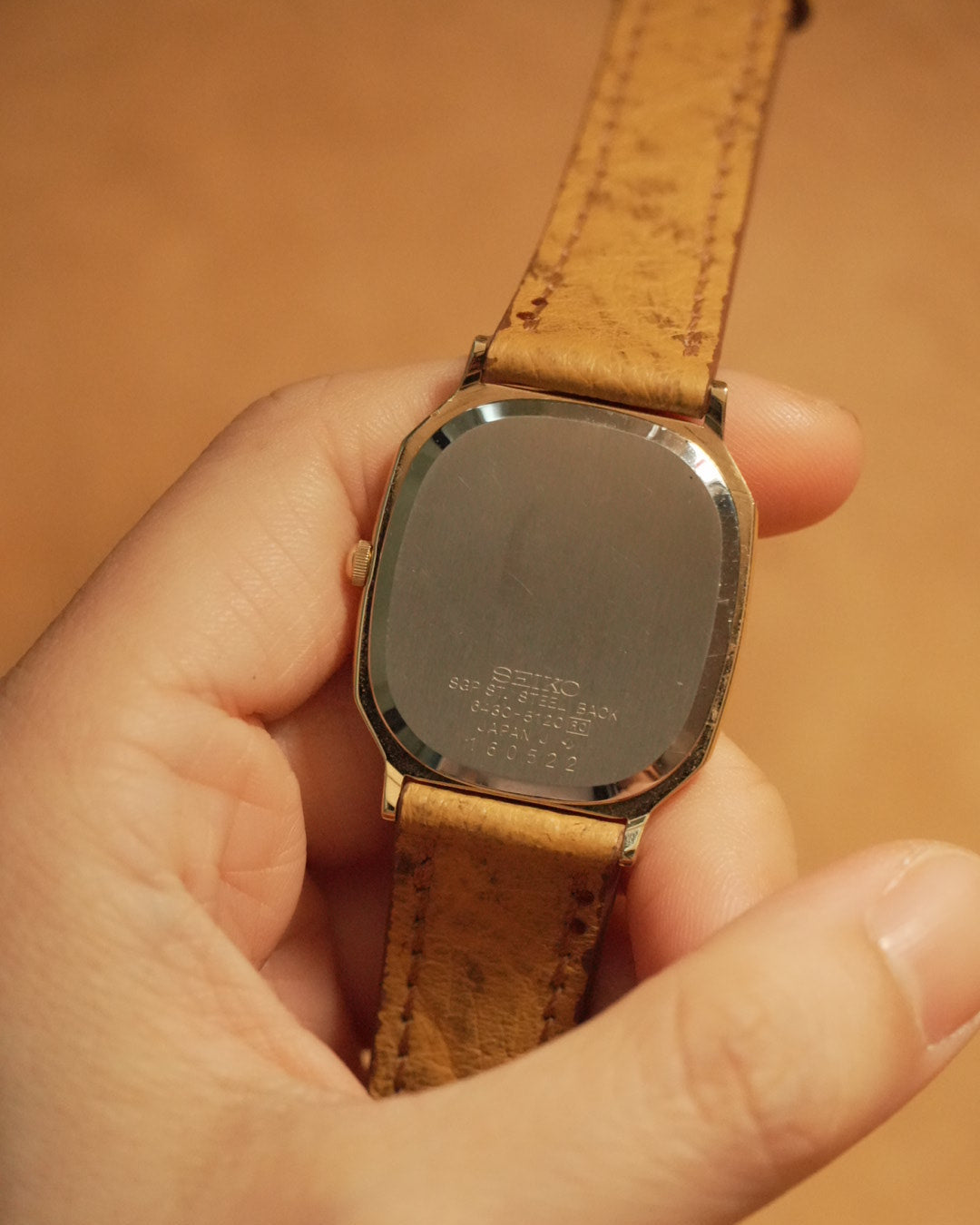 1981 Seiko Oval gold tone simple index quartz watch 6430-5120