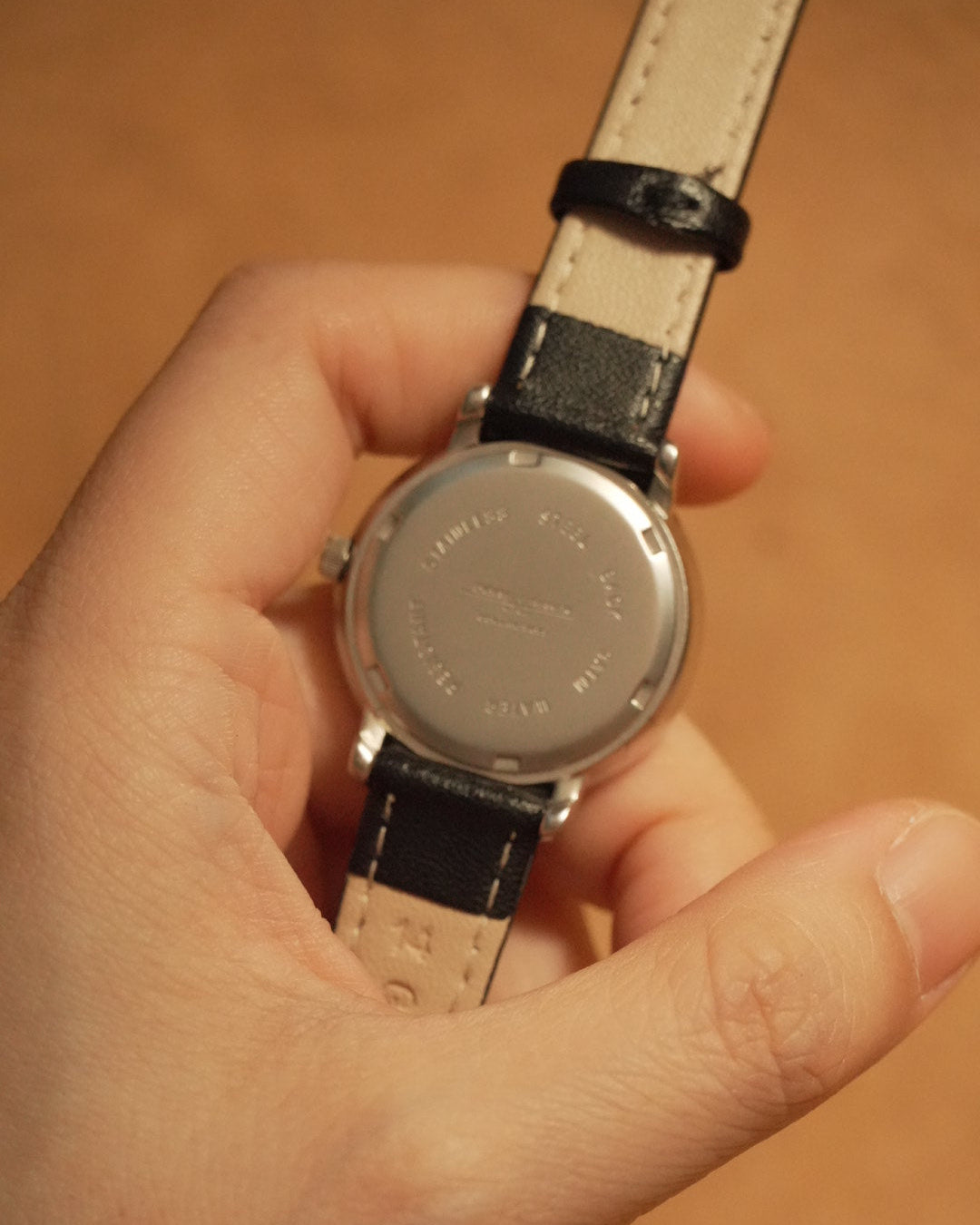1990 Apple macintosh quartz watch