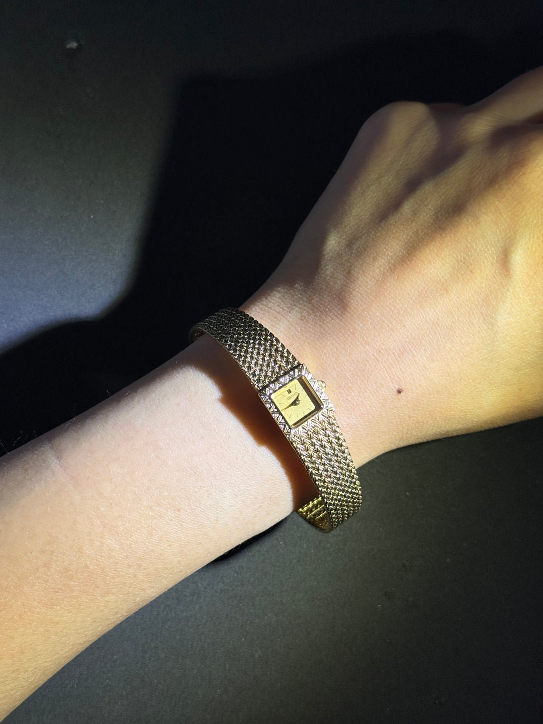 1984 Seiko little gold brick quartz watch 1e20-5000