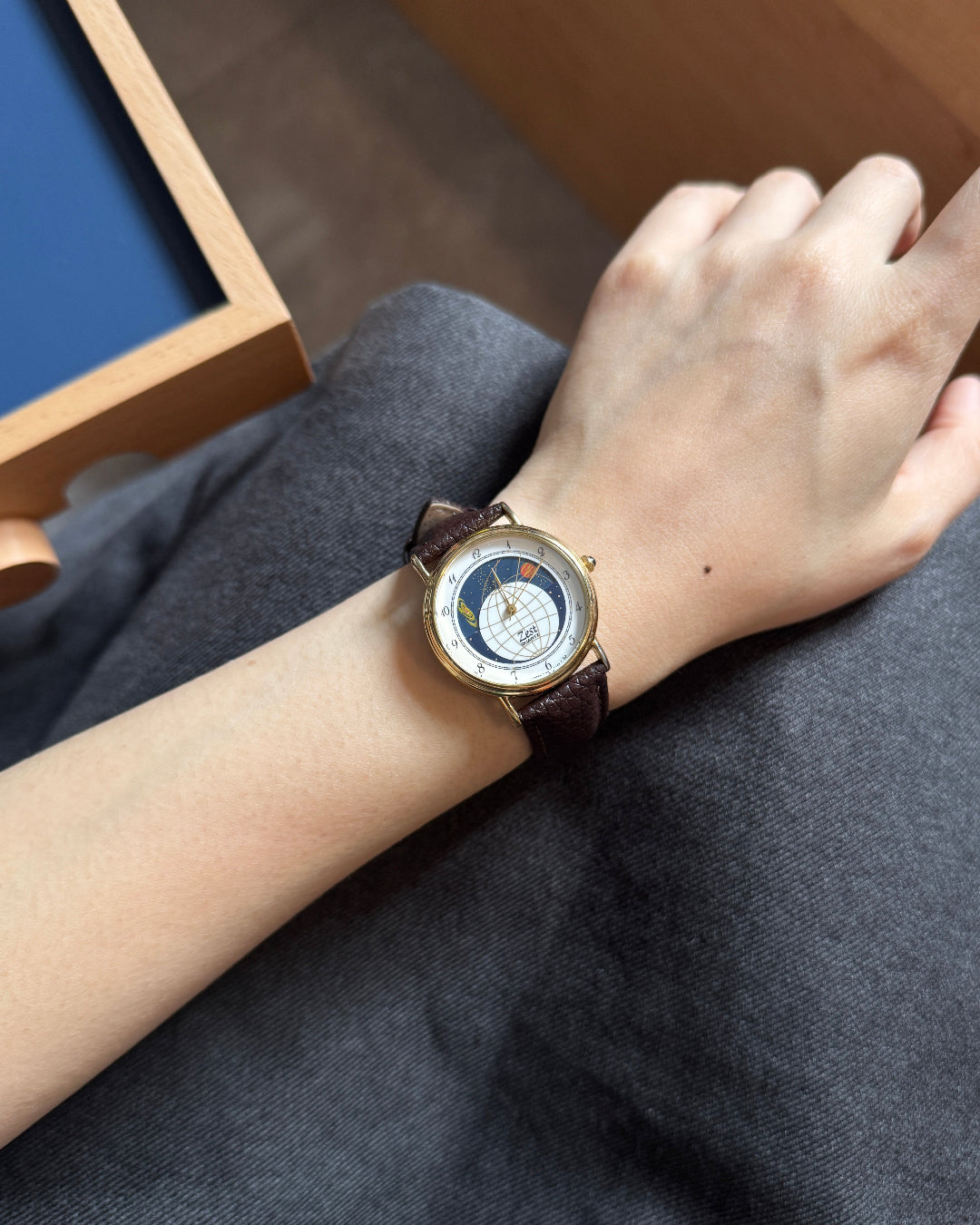 Zest sun moonphase galaxy watch