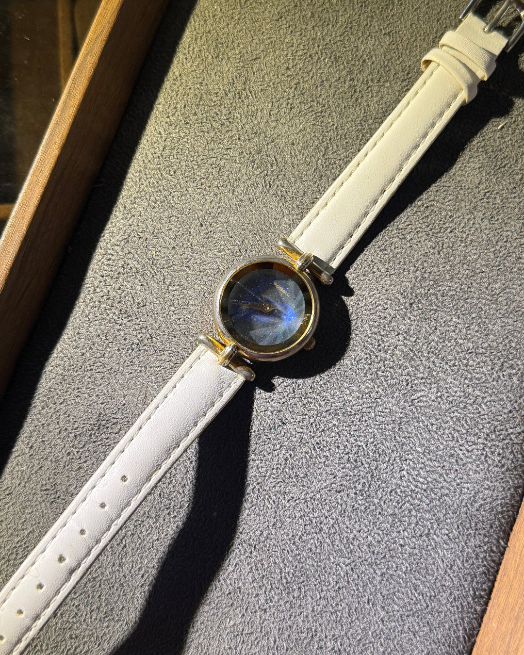 Fossil Diamond cut Prism Glass galaxy quartz watch