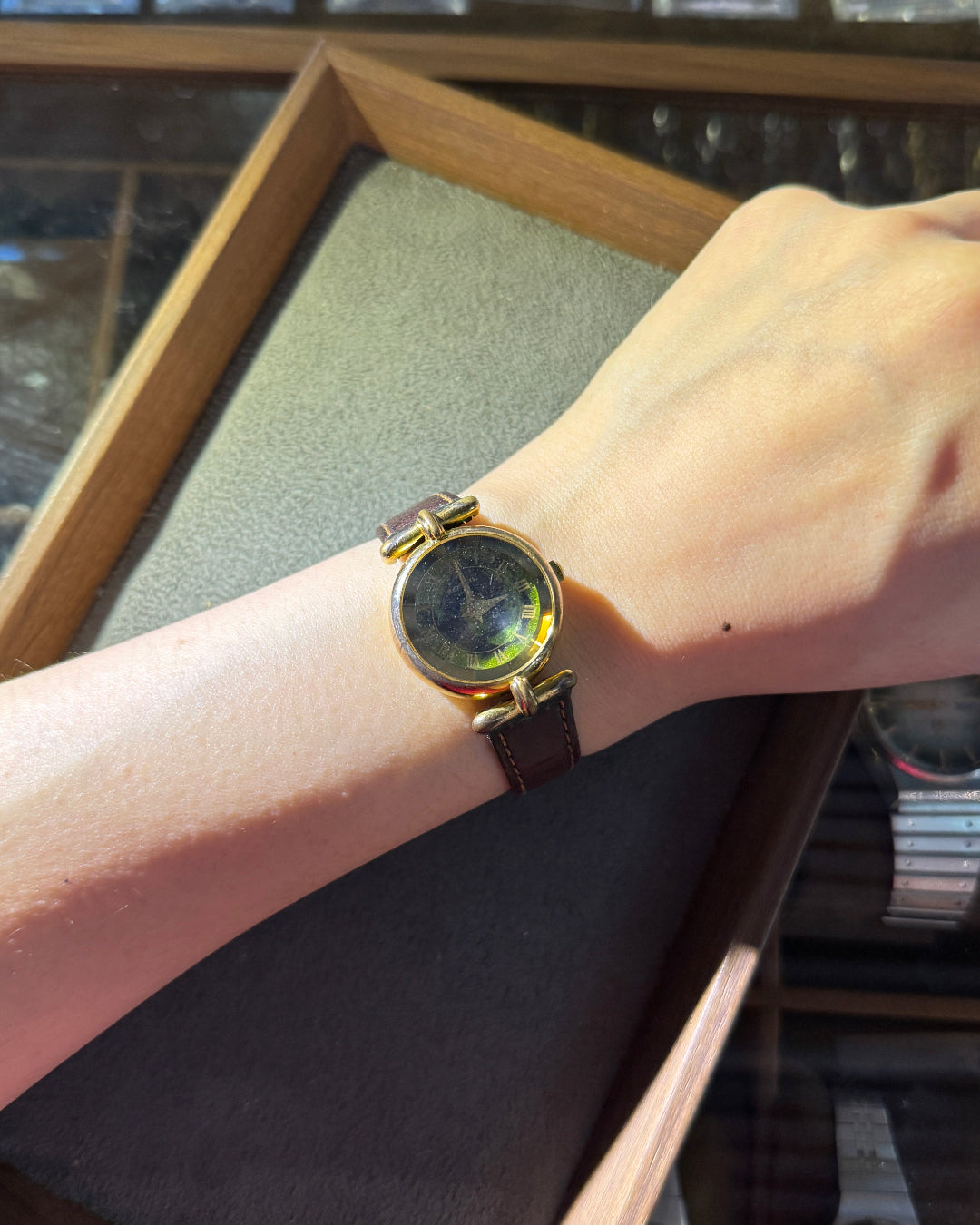 Fossil Diamond cut Prism Glass earth quartz watch