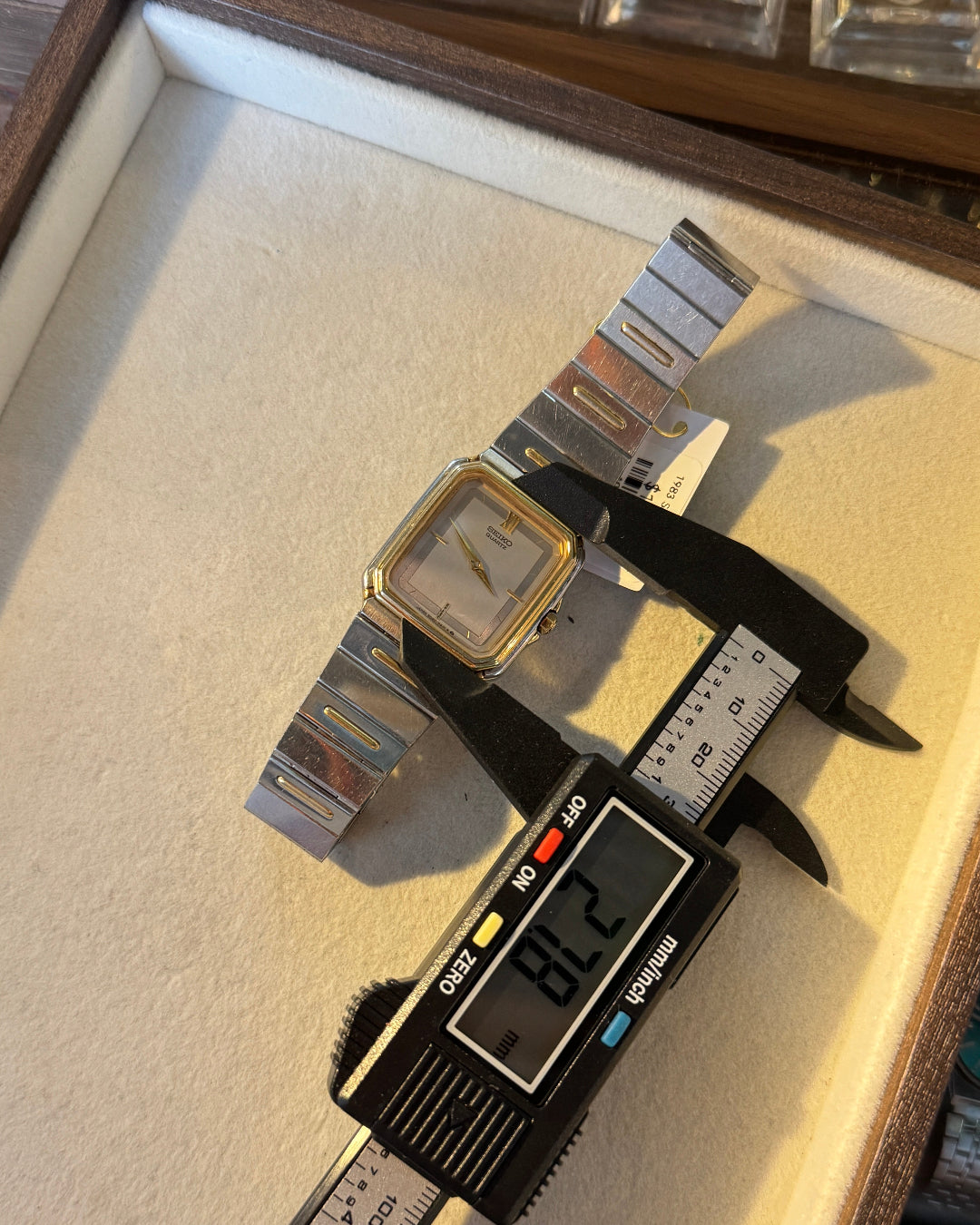 1983 Seiko two tone tank quartz watch 7320-5550