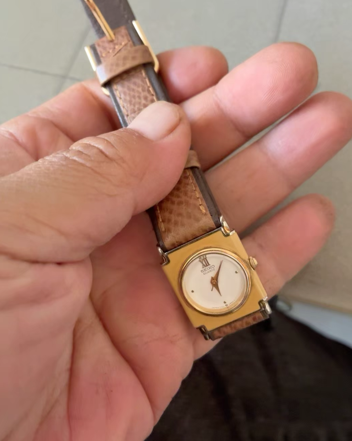1986 Rare Seiko white Lacquer Frame 7321-0190 watch