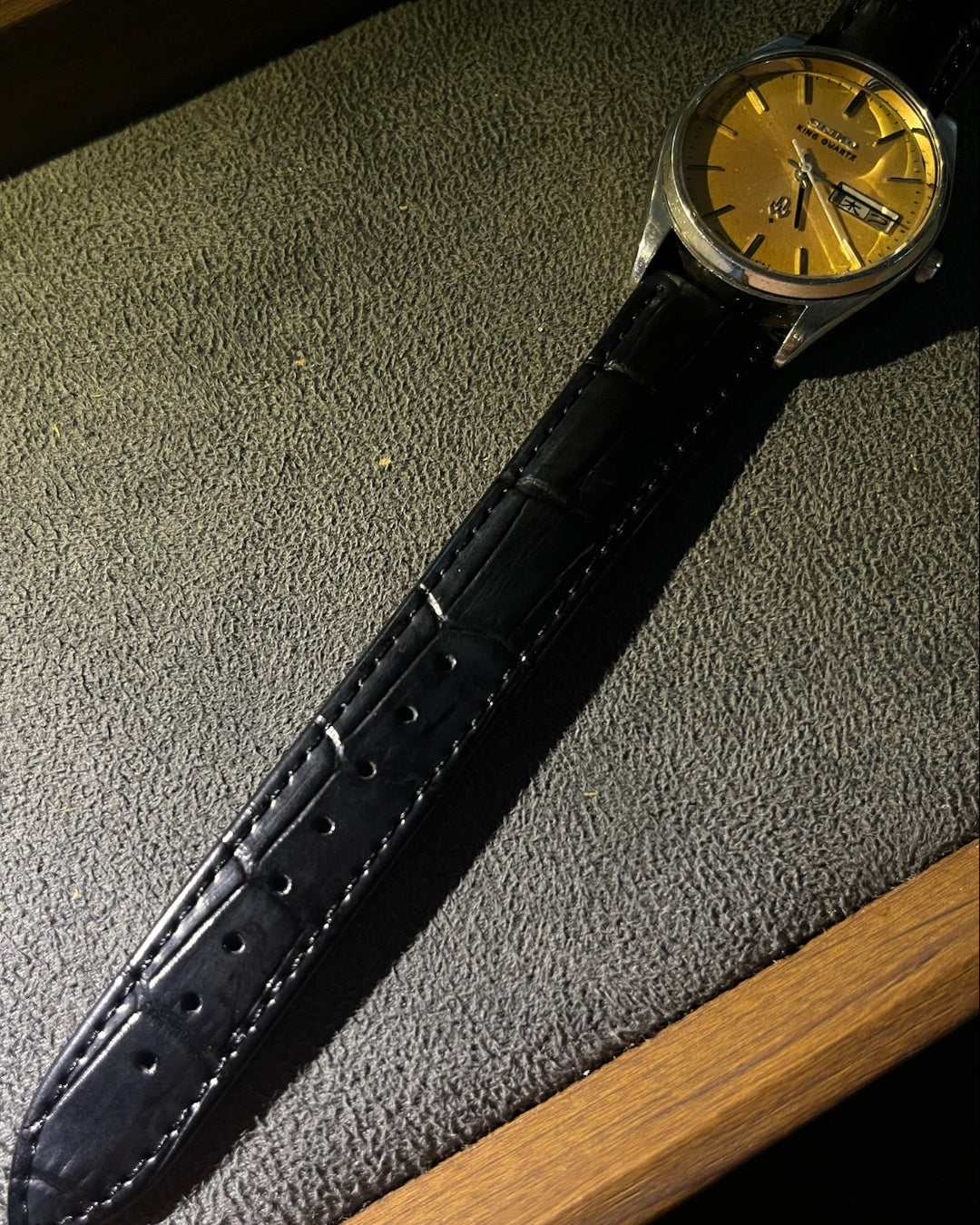 1977 Seiko King quartz tropical dial face quartz watch