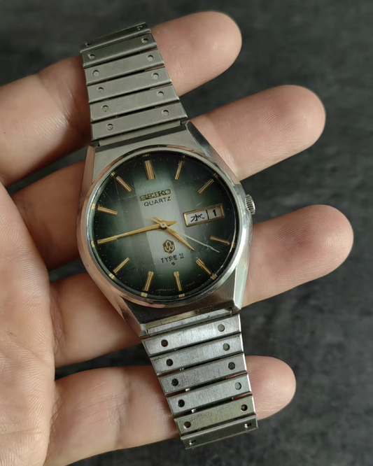 Vintage Seiko green linen cut glass type 2 quartz watch JDM