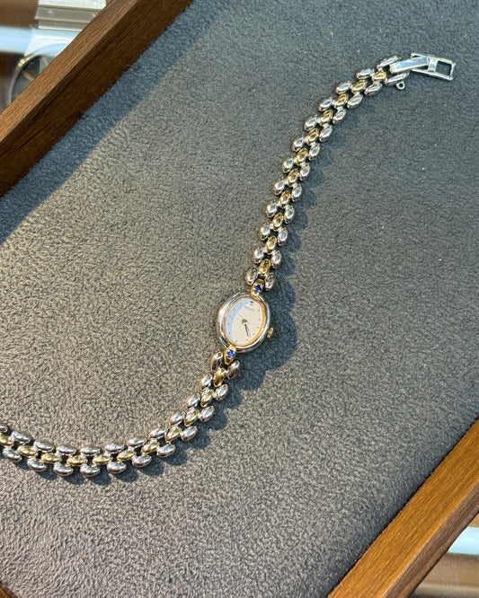 【Rare】Vintage 1980s Seiko Gold Tone Oval Case blue gemstone Bracelet Quartz Watch