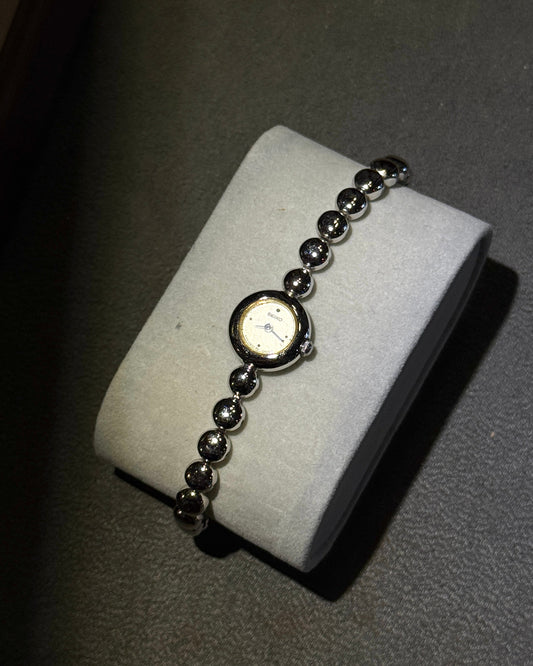 1985 Seiko Silver bean bracelet quartz watch 1e20-0077
