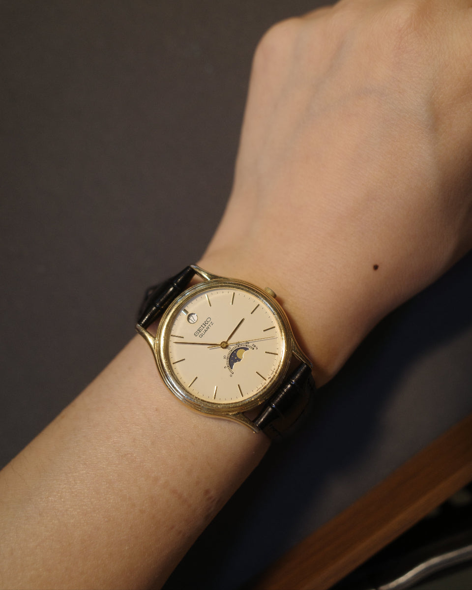 Seiko 月相半月形石英 35MM