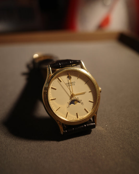 Seiko 月相半月形石英 35MM
