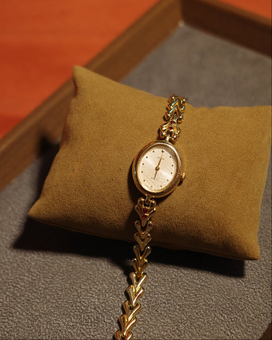 Alba 石英紅寶石手鏈錶