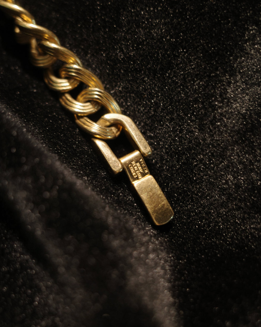 Vintage Seiko ellipse Oval shape gold-tone Bracelet Watch 2C21-5510 ellipse Oval shape