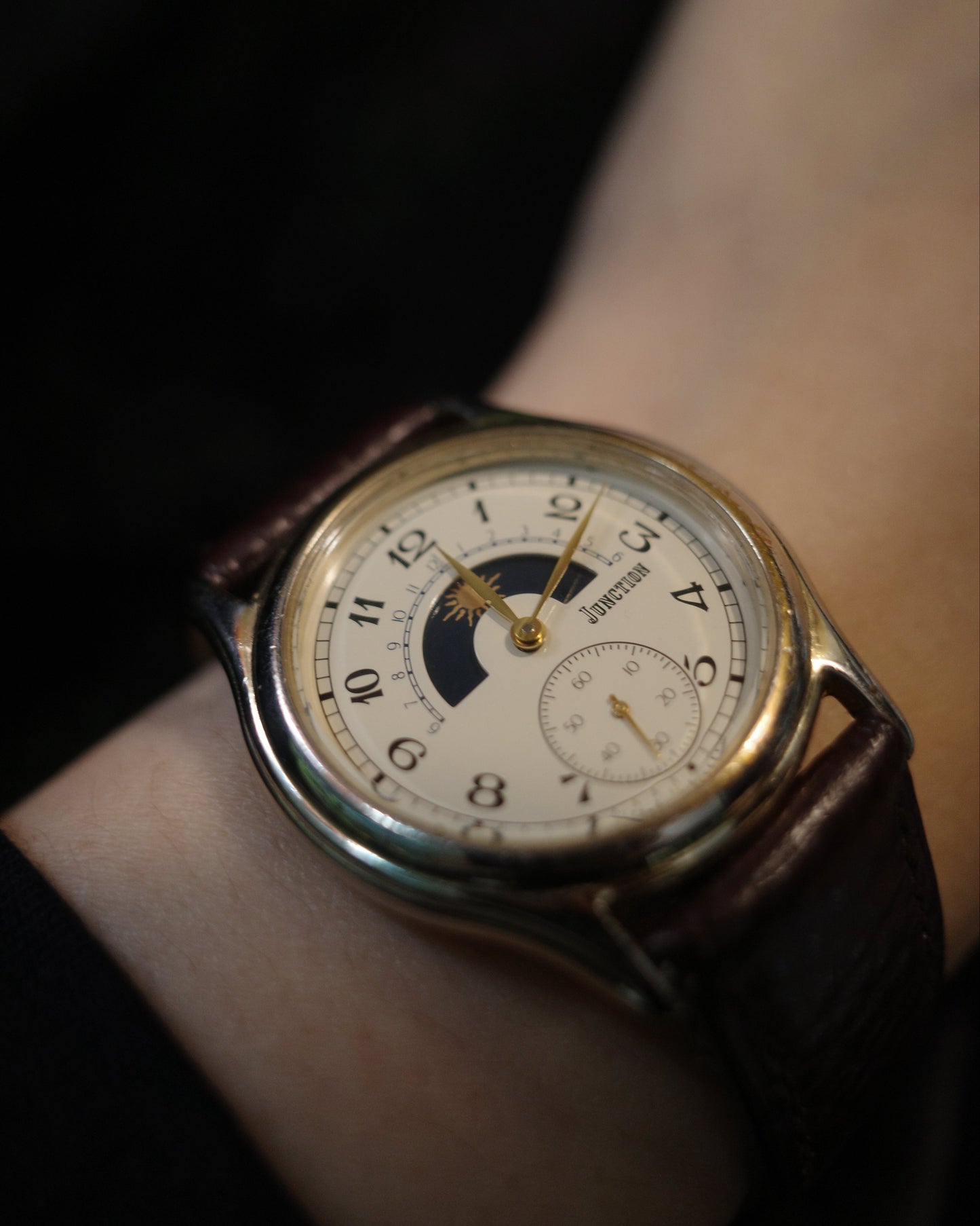 Vintage Citizen Junction vega sun moonpahse watch small second