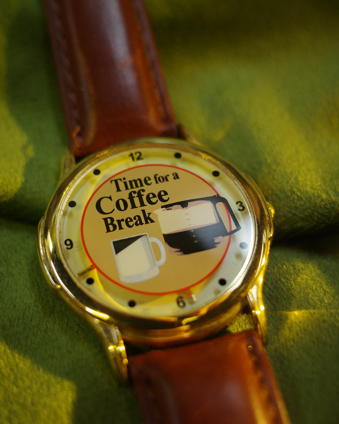 Vintage Time to have a coffee animated watch