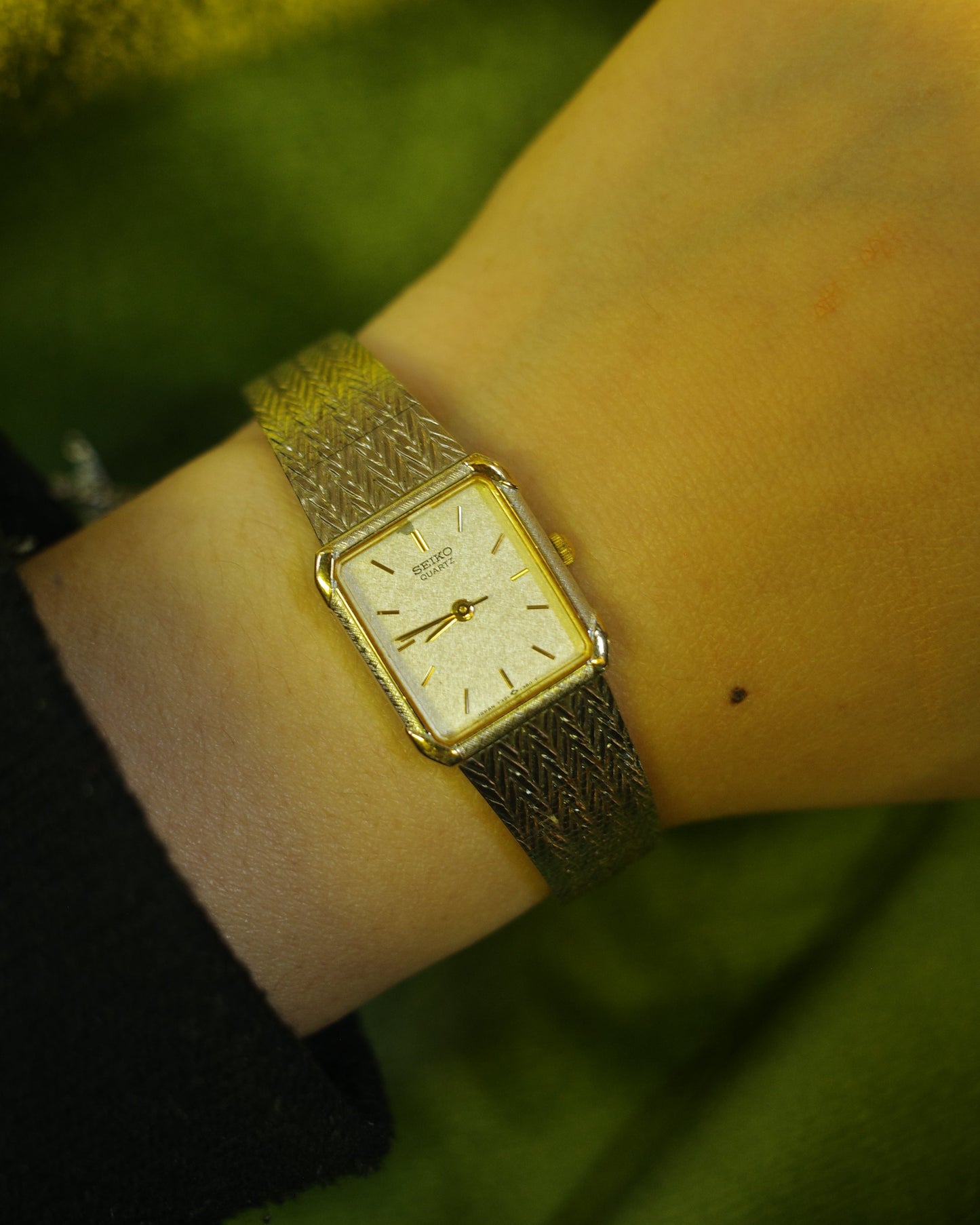 Seiko 7321-5810 Quartz Women's Watch Sliver tone