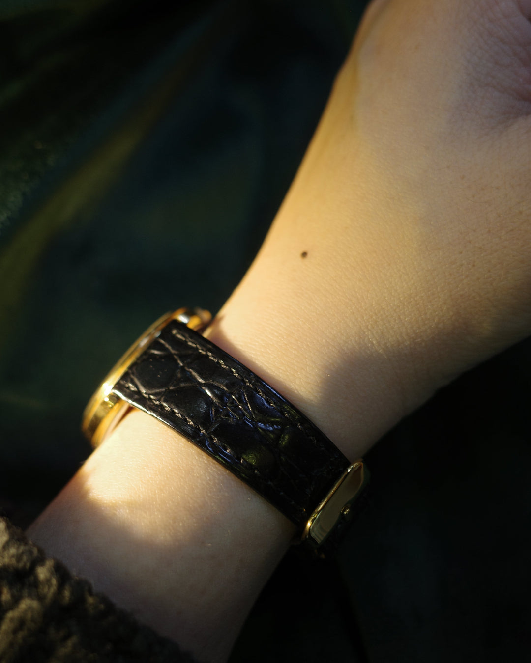 Vintage Gold-tone Seiko Spirit Watch Round Dial Arabic numbers 7n01-7060