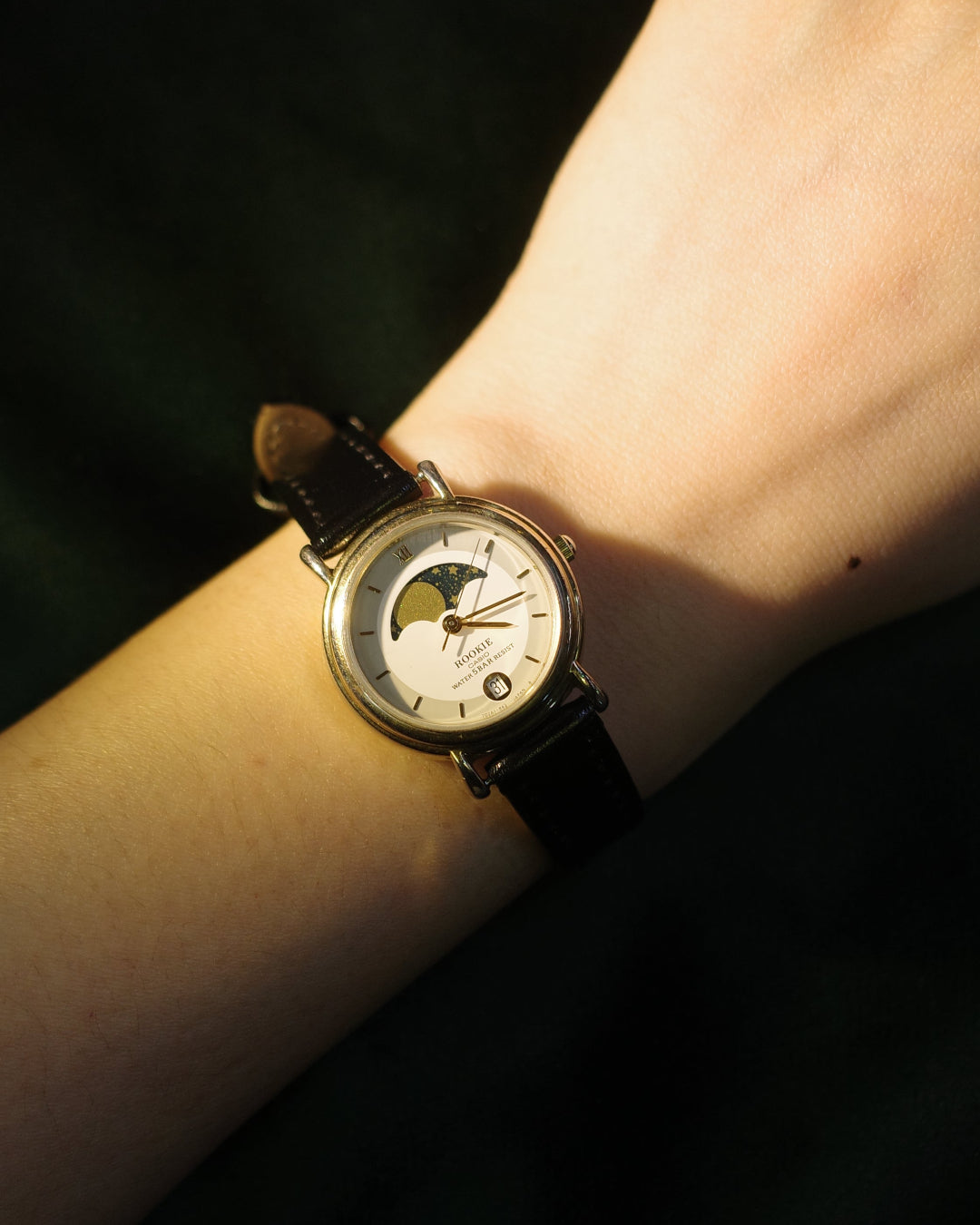Vintage Casio Rookie moonpahse watch date day 25 mm