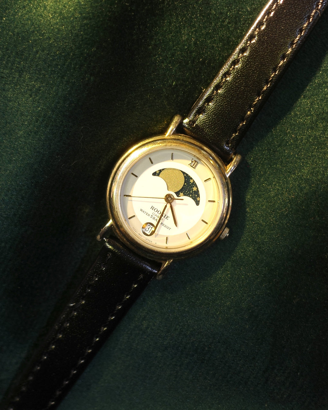Vintage Casio Rookie moonpahse watch date day 25 mm