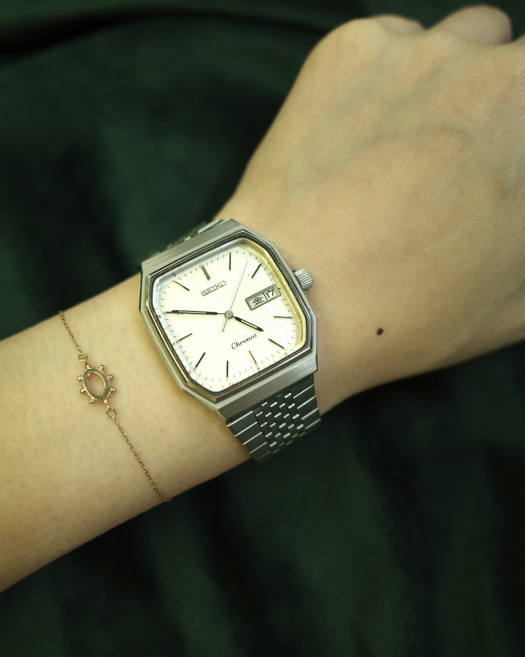 【 JDM】1981 Seiko Chronos JDM silver  Date Day snow flake watch 5H23-5100
