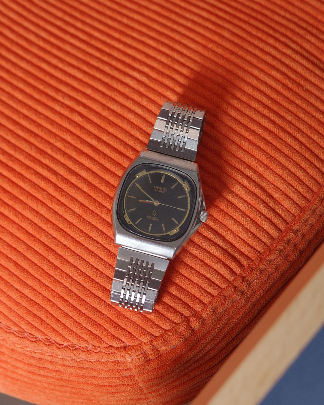 Vintage 80'S Seiko Black Dial Silverwave 6030-5280 8Jewels quartz watch