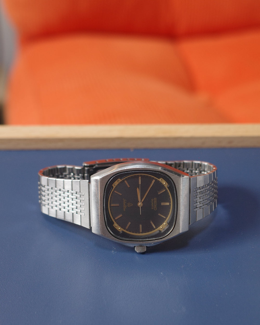Vintage 80'S Seiko Black Dial Silverwave 6030-5280 8Jewels quartz watch