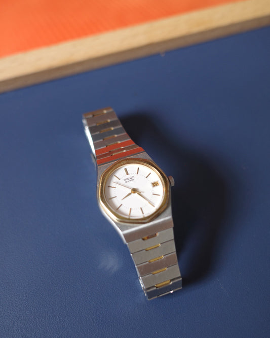 Vintage Seiko Gold Plated White Dial quartz watch 2A22-0100