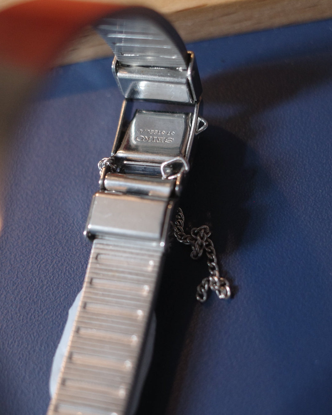 Vintage Seiko silver blue gradient liner TV dial blue gradient liner Quartz watch