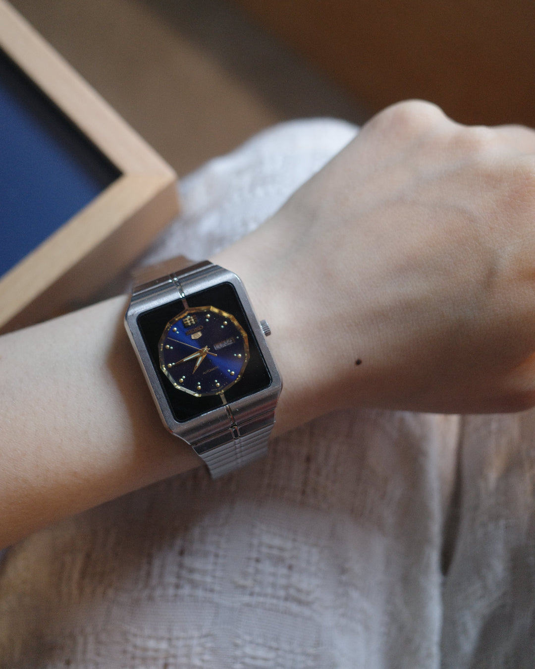 【 Rare Found 】Seiko 5 4206-5700 Silver Tank Shape Square Automatic watch