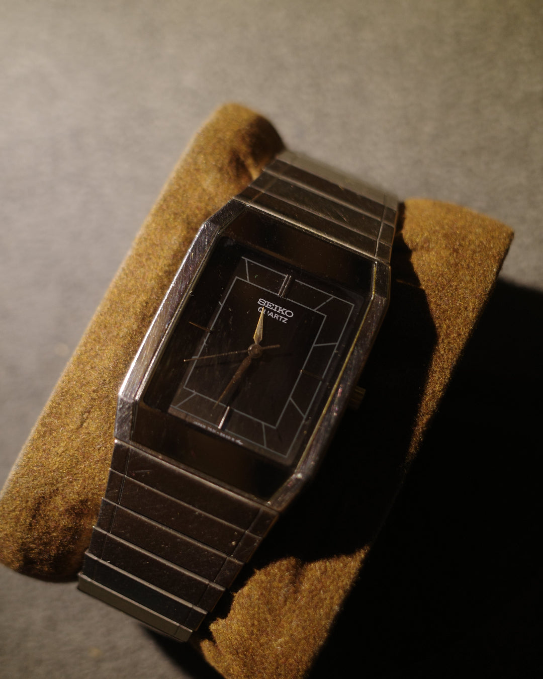 1988 Seiko Tonneau Black Mirror Integrated Steel Bracelet Quartz watch