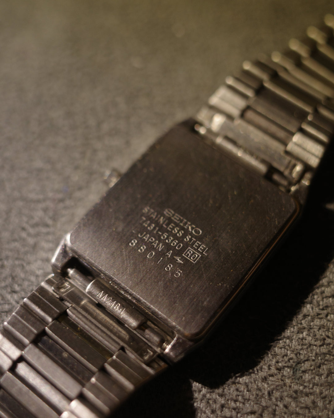 1988 Seiko Tonneau Black Mirror Integrated Steel Bracelet Quartz watch