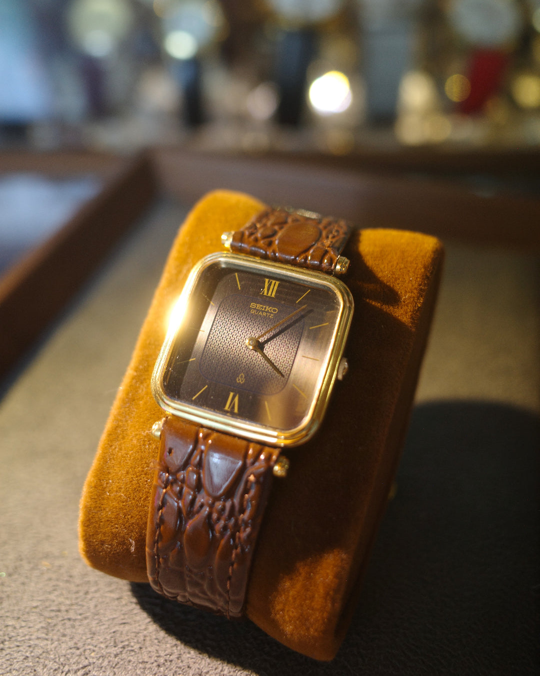 1989 Seiko Square Gold Plated Case Quartz Movement 2620-5540