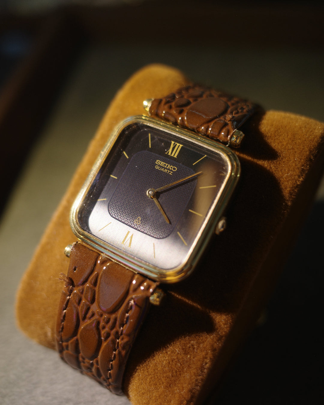 1989 Seiko Square Gold Plated Case Quartz Movement 2620-5540