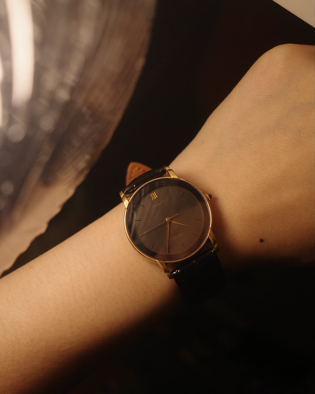 【SGP】 1982 Seiko dolce round black face quartz watch